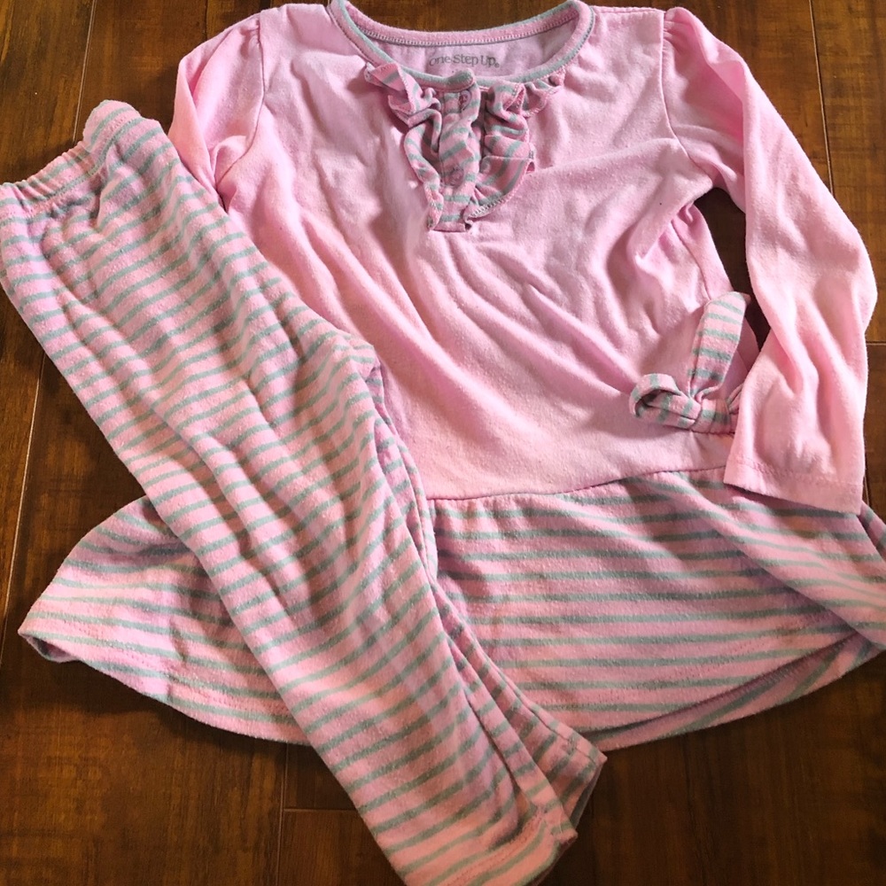 One Step Up 24m outfit